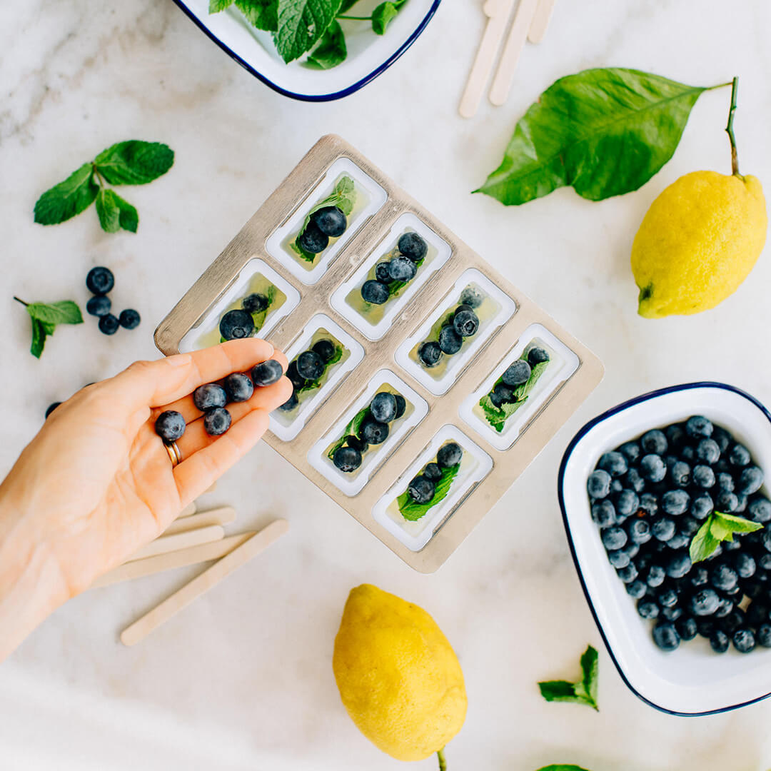 Ricola Blueberry mint ice pops Recipe - Step  6