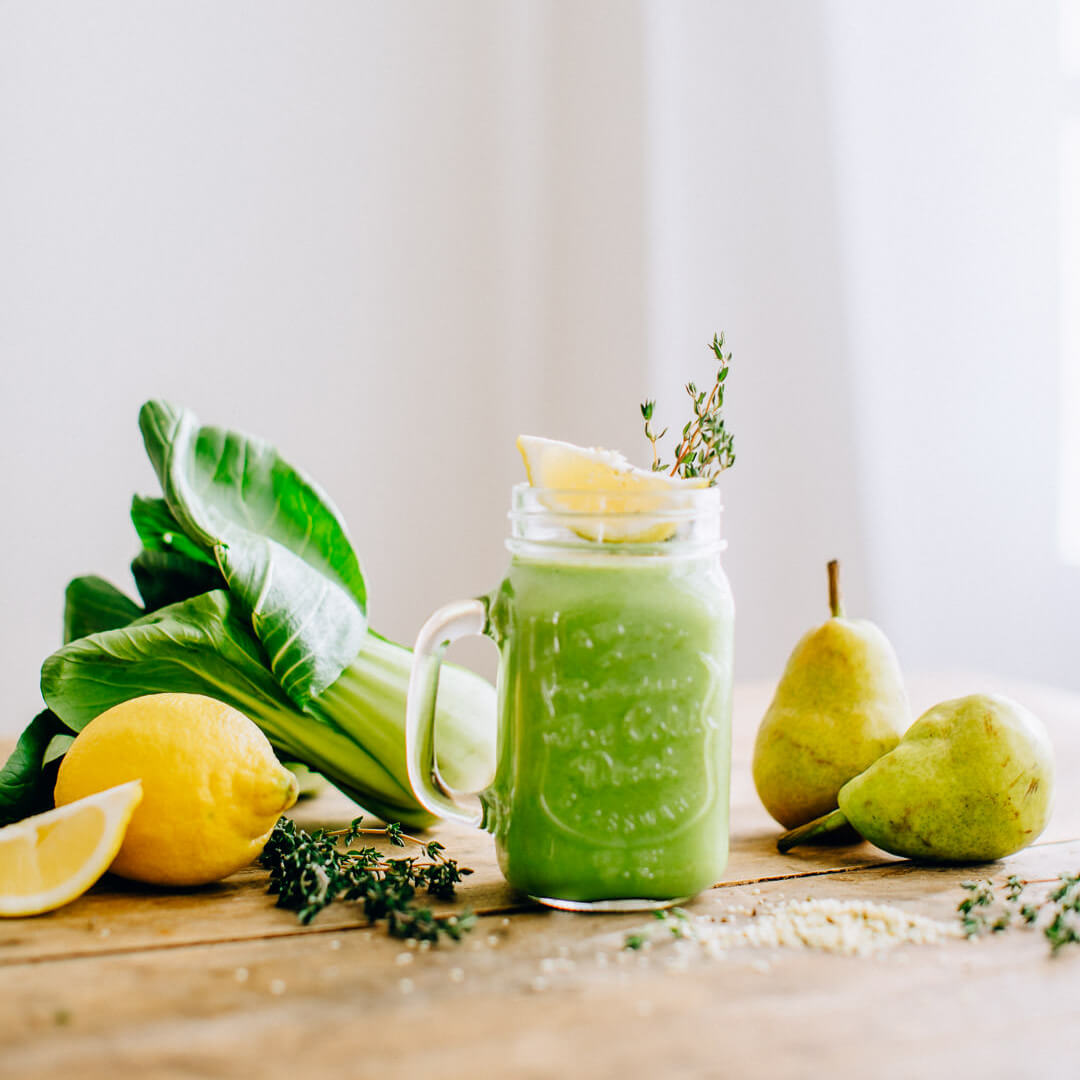Ricola Green smoothie with thyme & pak choi Recipe - Step  10